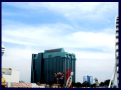 Casino Tower, Sheraton and Niagara Skywheel 